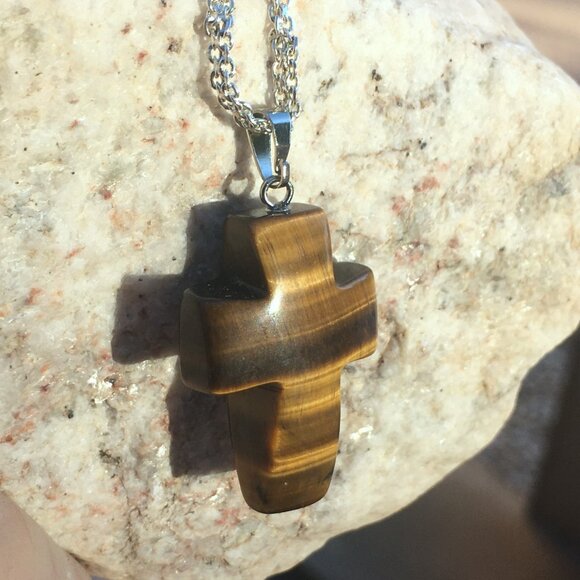 Natural Tiger's Eye Cross Pendant - Picture 4 of 11
